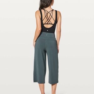 Lululemon blissed out culottes sz 2